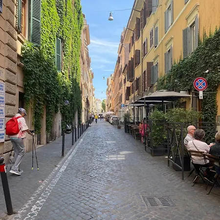 Bright And Cozy In Monti